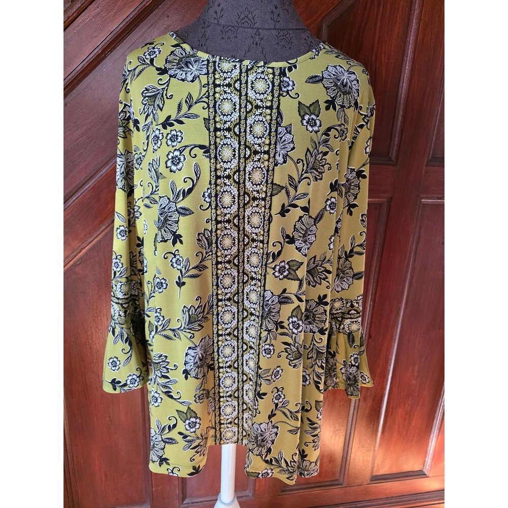 Susan Graver Womens Floral Print Bell Sleeve Top 2XL Yellow & Black Liquid Knit